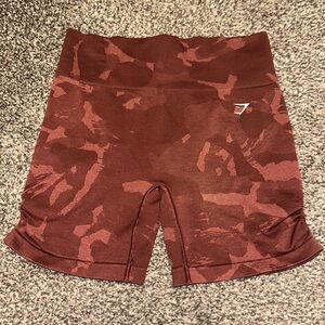 Adapt camo seamless gymshark red shorts